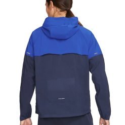 Alternative view of Jacheta nike m nk rpl uv windrnner jkt cz9070-480